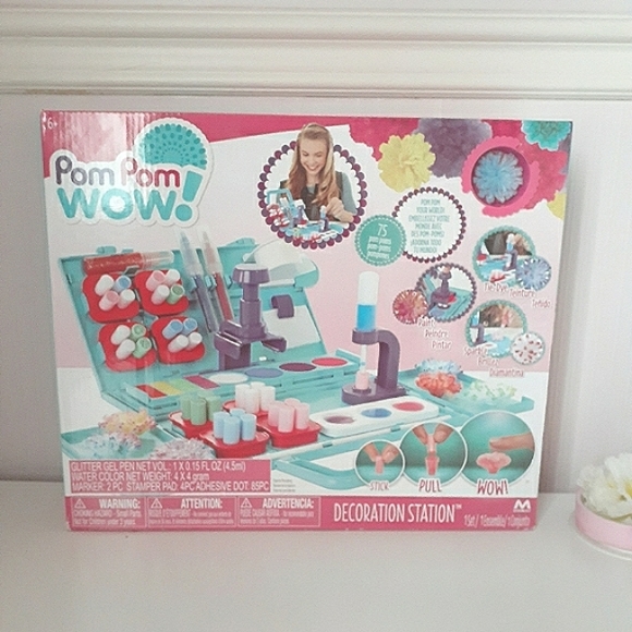 🆕️ Girls Craft Kit (Toy Brand New and sealed) Pom Pom Wow Craft Kit - Picture 1 of 3